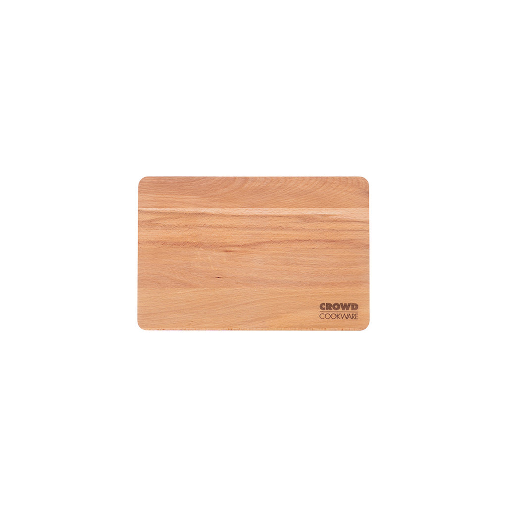 30 x 20 cm beech wood cutting board Crowd Cookware with Crowd Cookware logo and sloped edges