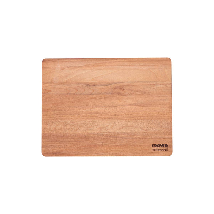 Beech wood rectangular cutting board 40x30 cm with sloped edges, base product image, and Crowd Cookware logo.