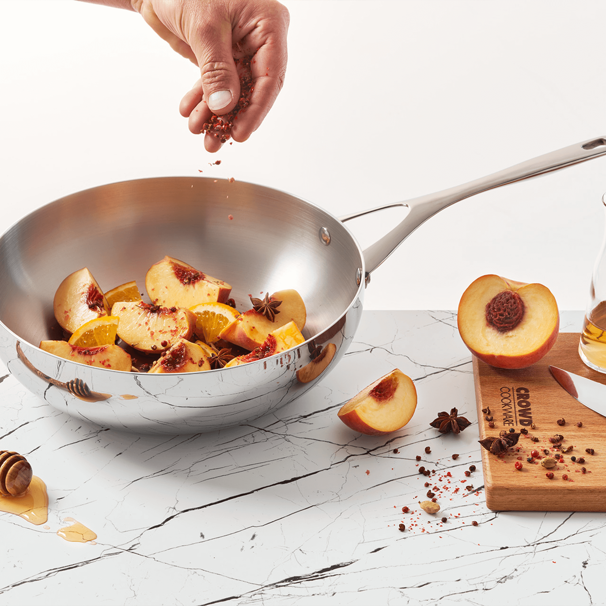 Culinara Titanium anti-aanbakpan met stoomfunctie – Design N Dine