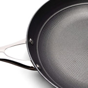 The Buccaneer Cast Iron Skillet - 24 cm / 9"